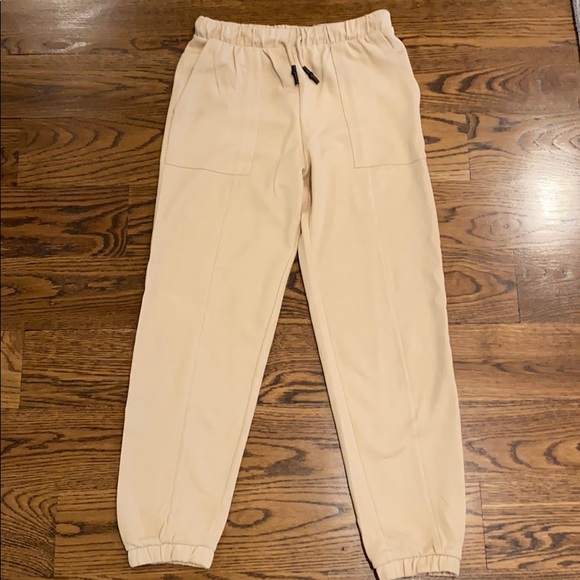 Zara | Pants \u0026 Jumpsuits | New Nude 